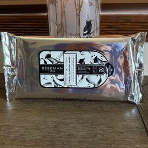 Beekman 1802 Vanilla Absolute Facial Cleansing Wipes 1 pack of 30